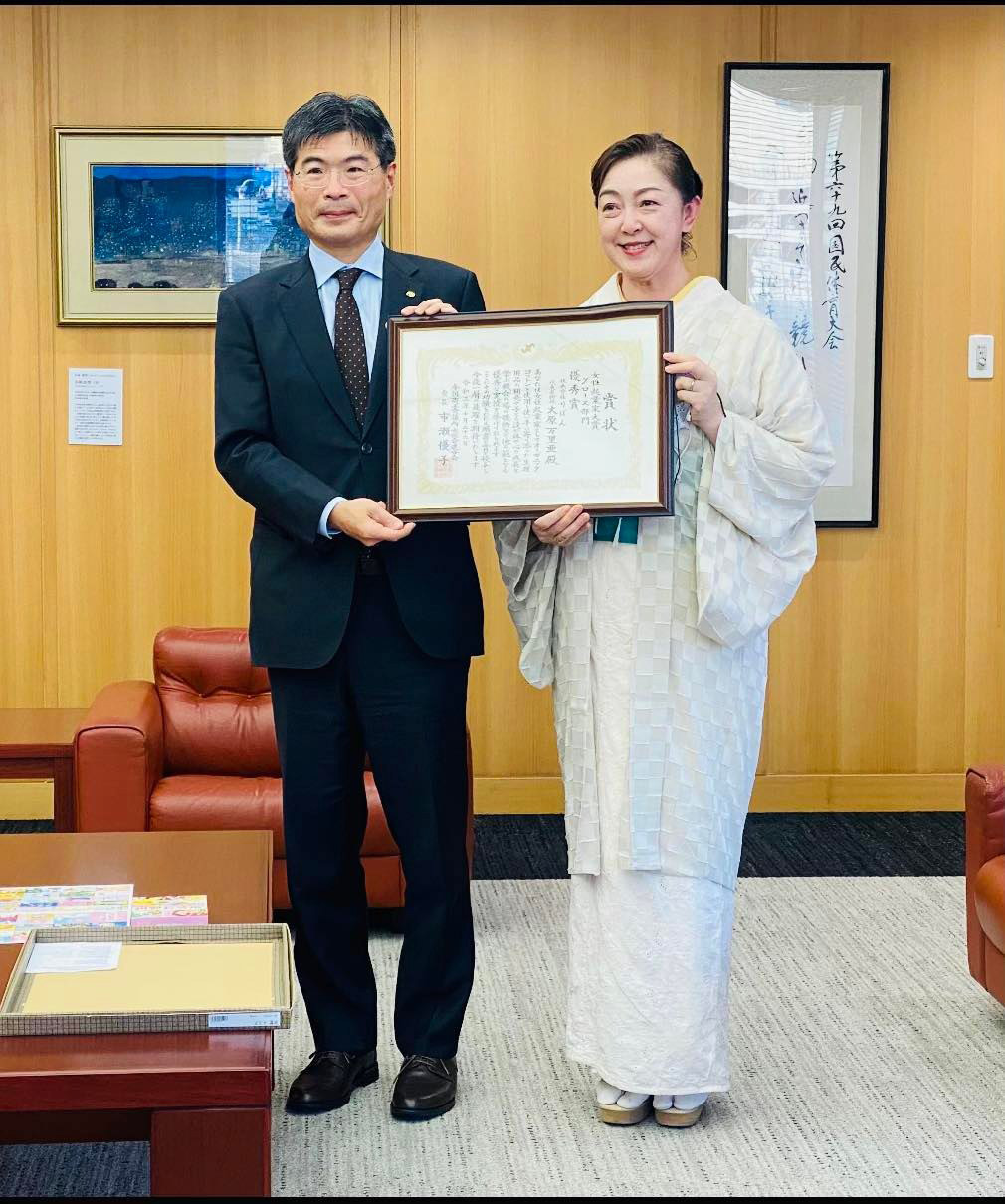 女性起業家大賞優秀賞受賞の報告を長崎県庁にて行いました。